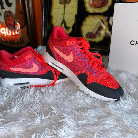 Nike Womens Air Max 1 Ultra Flyknit Running Trainers 859517 600 Sneakers Shoes - Picture 2 of 14